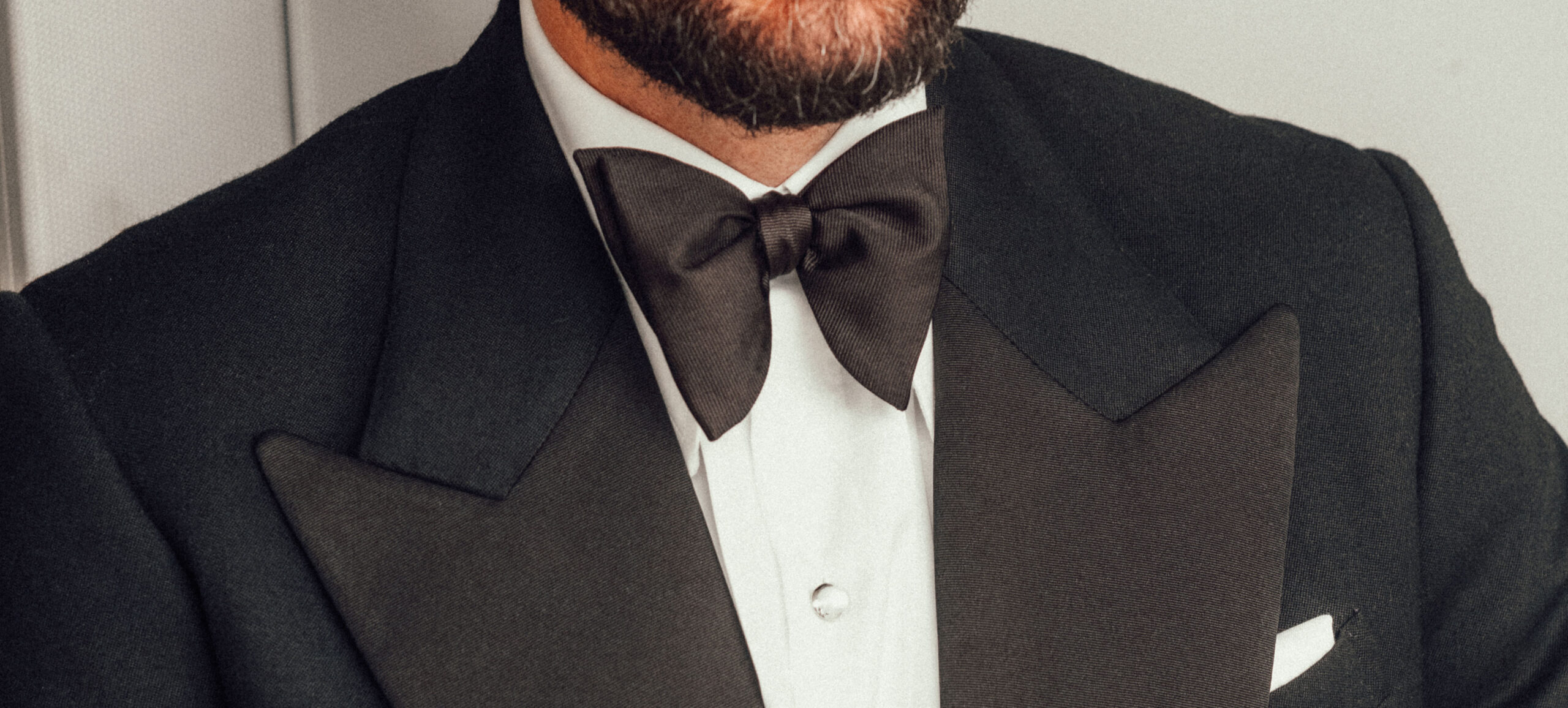 Homepage Laptop 12 - Tailoring Bowtie Handmade London Luxury la Bowtique